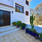 Appartement Spacious 2 Bdr Heated Pool, Garage *