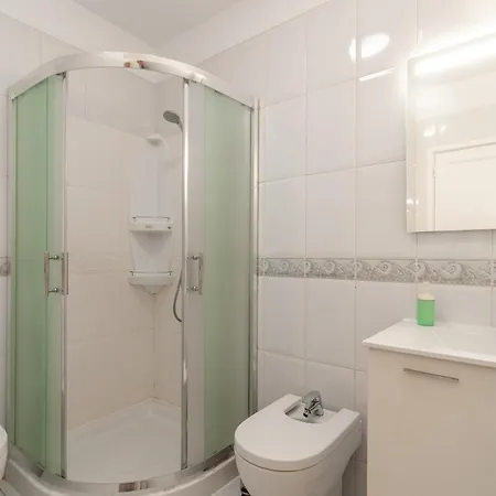 Spacious 2 Bdr Heated Pool, Garage Apartamento Playa de las Americas (Tenerife)